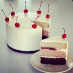 Neapolitan cake