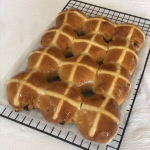 Sourdough hot cross buns